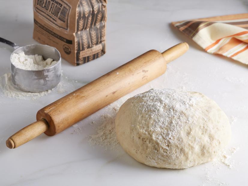 Tips to Make Pizza Dough, Sauce and Pizza