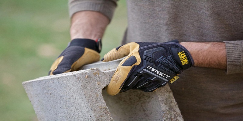 Use Work Gloves to Maximize Protection against Hazardous Work Environment