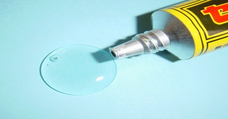Super Glue – A Miraculous Adhesive with Interesting Story of Invention