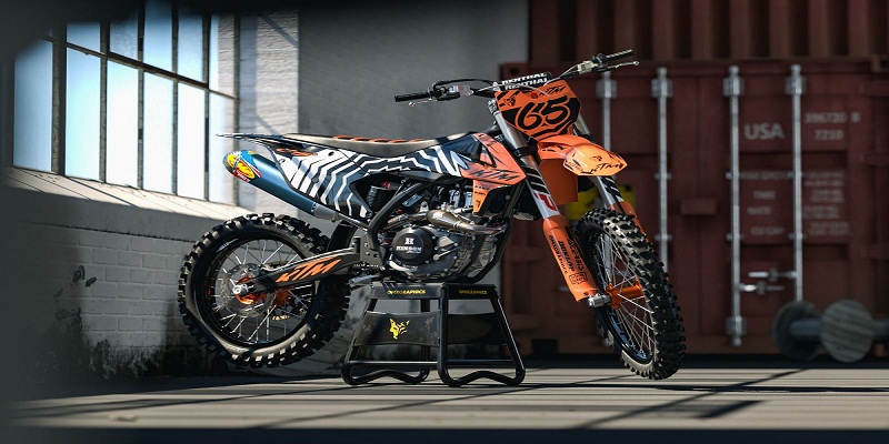 Select MX Bikes & Graphics According To Your Personality